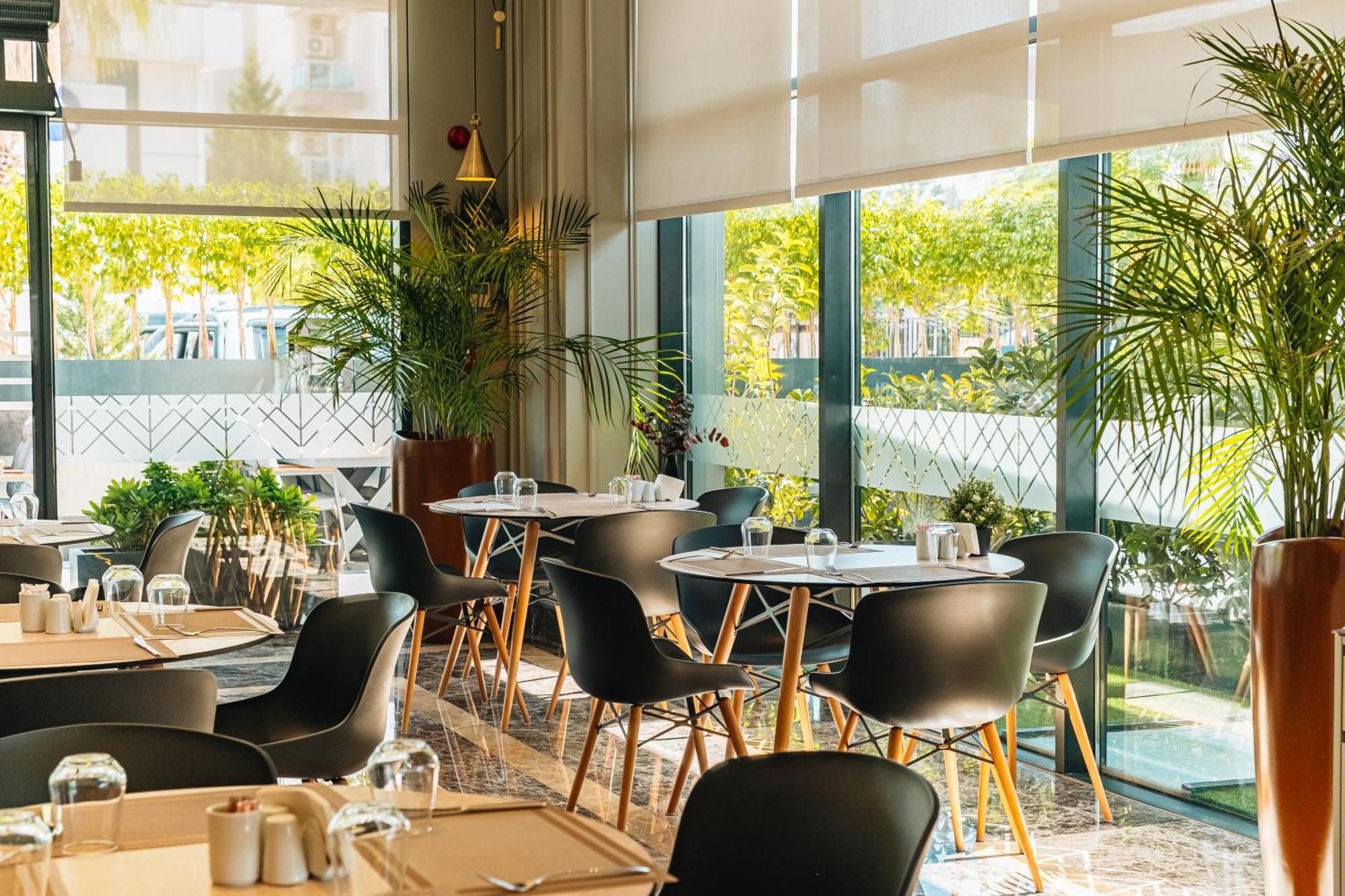 Four Points Flex By Sheraton Antalya Lara Ngoại thất bức ảnh